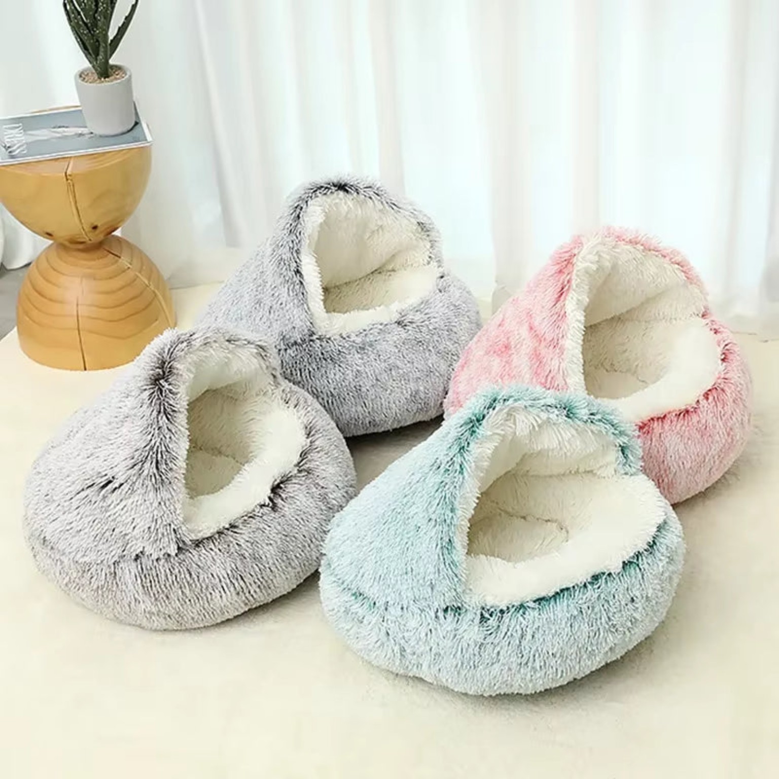FurFree Calming Plush Pet Bed