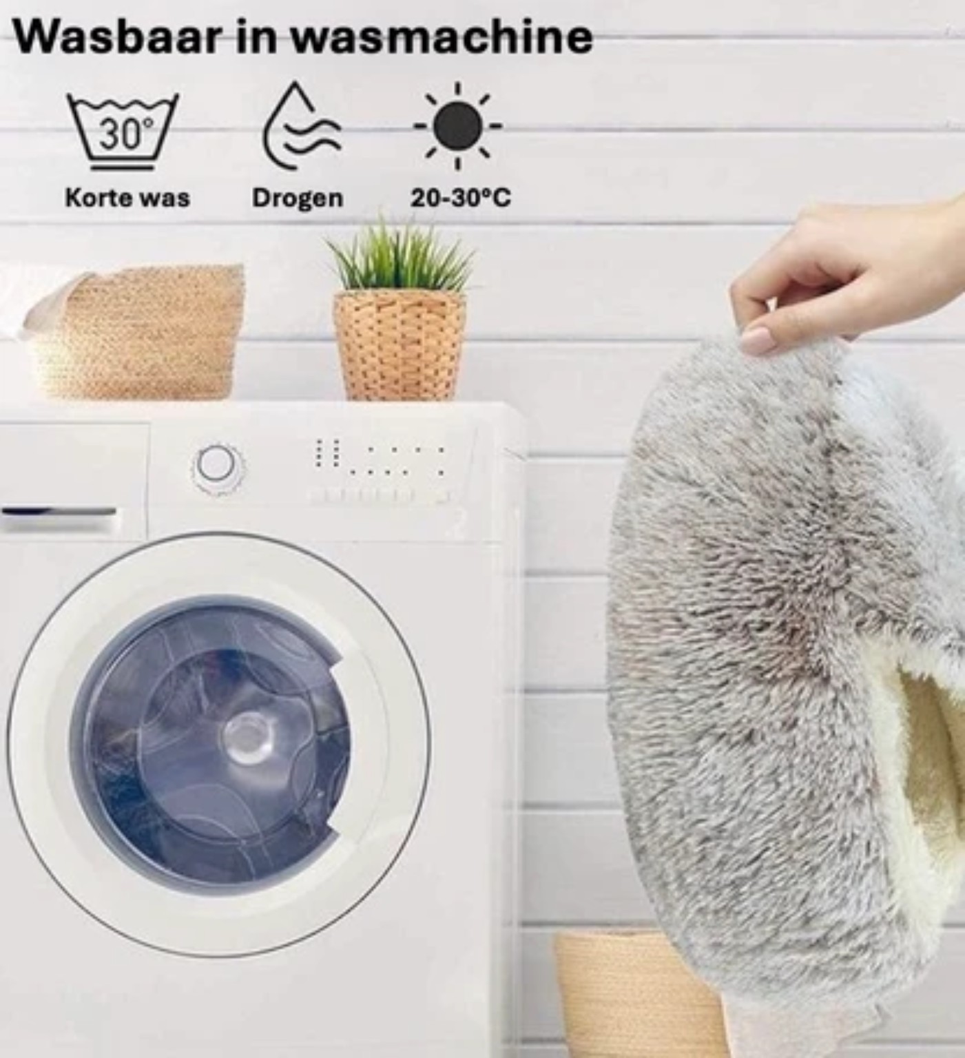 Machine washable plush pet bed